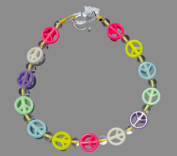 KENDALL’S DOG NECKLACE PEACE SIGN (HAND MADE)